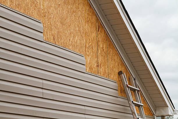 24/7 Emergency Siding Repair experts in Central, SC